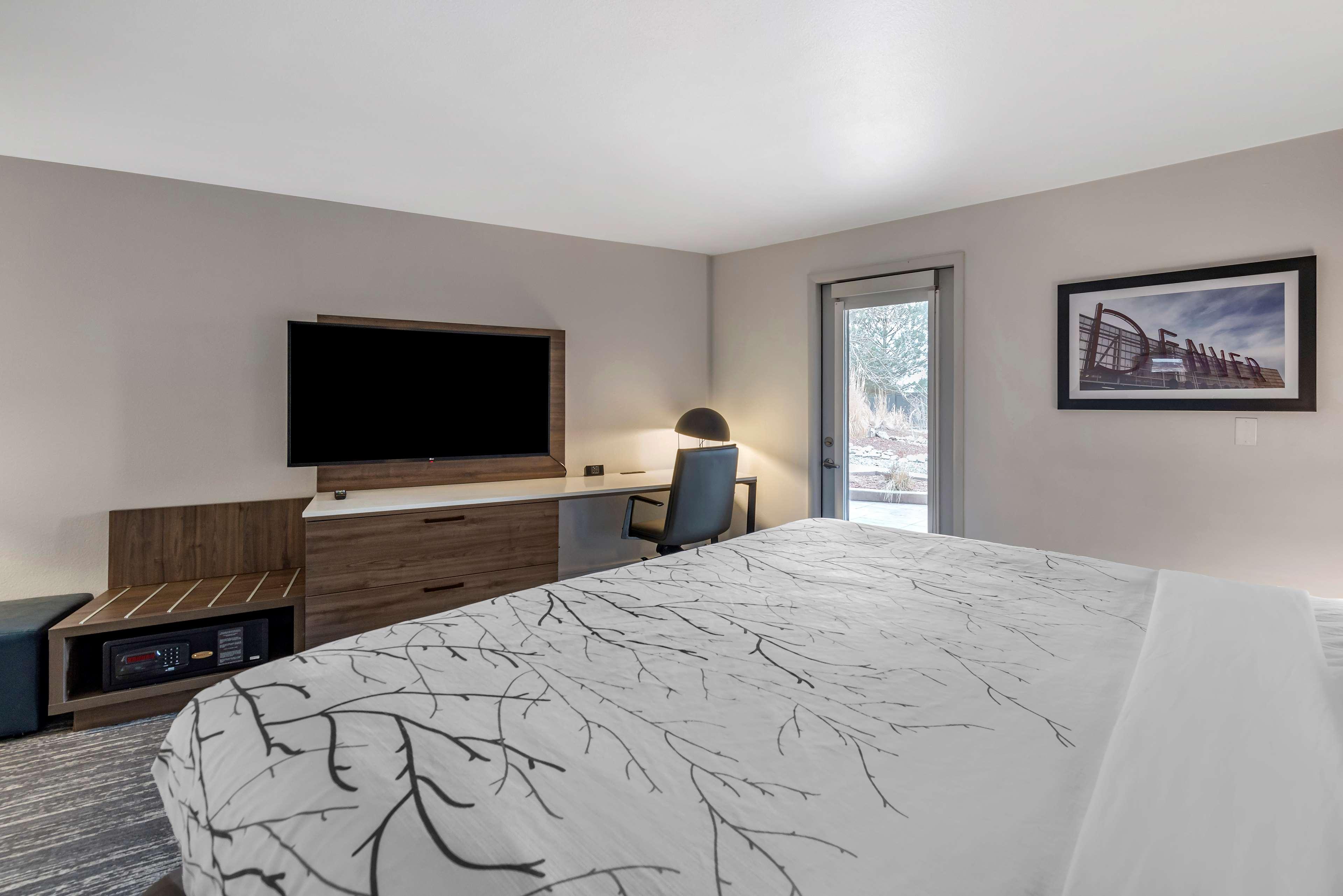 Best Western Premier Denver East Extérieur photo