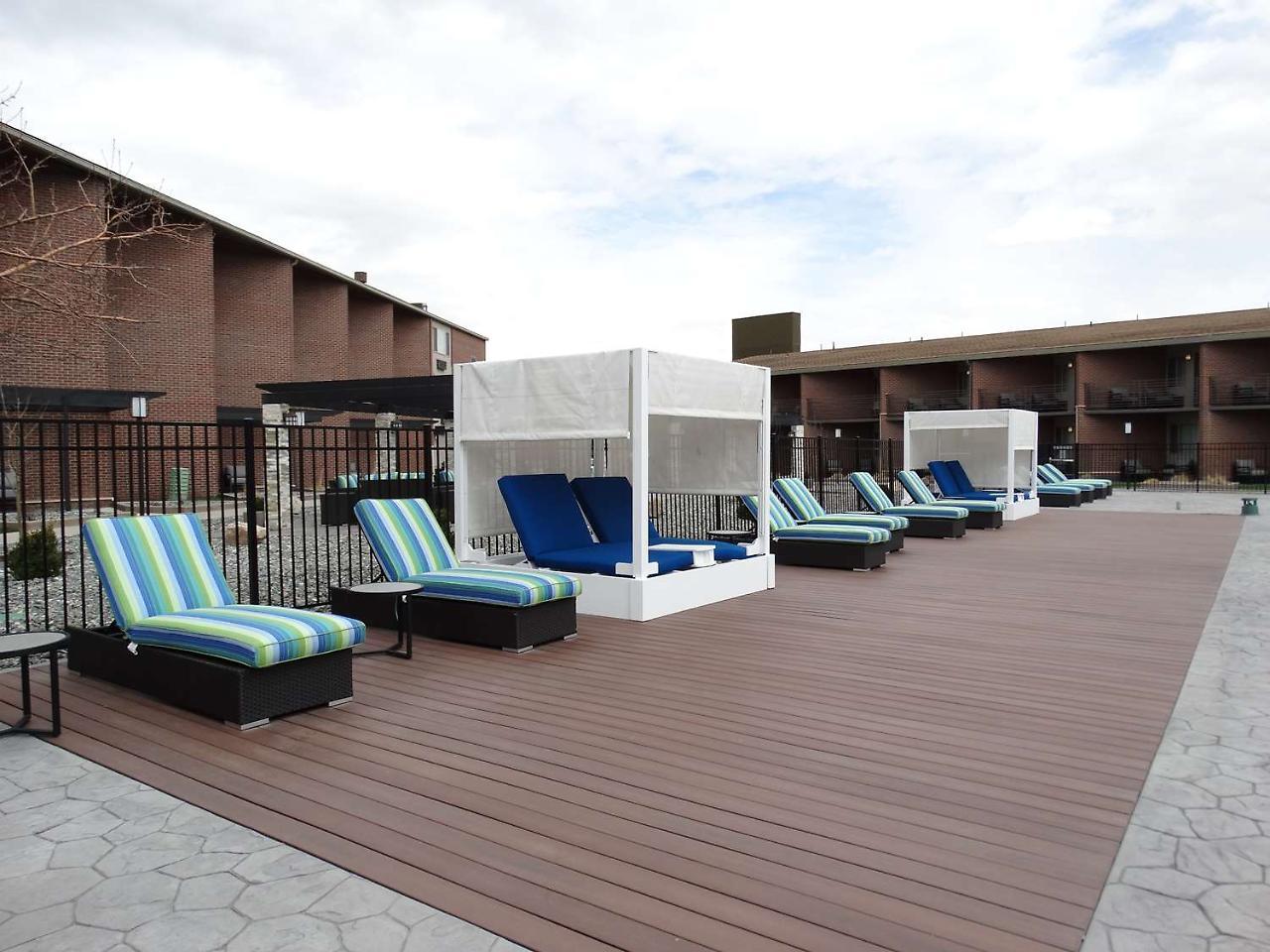 Best Western Premier Denver East Extérieur photo