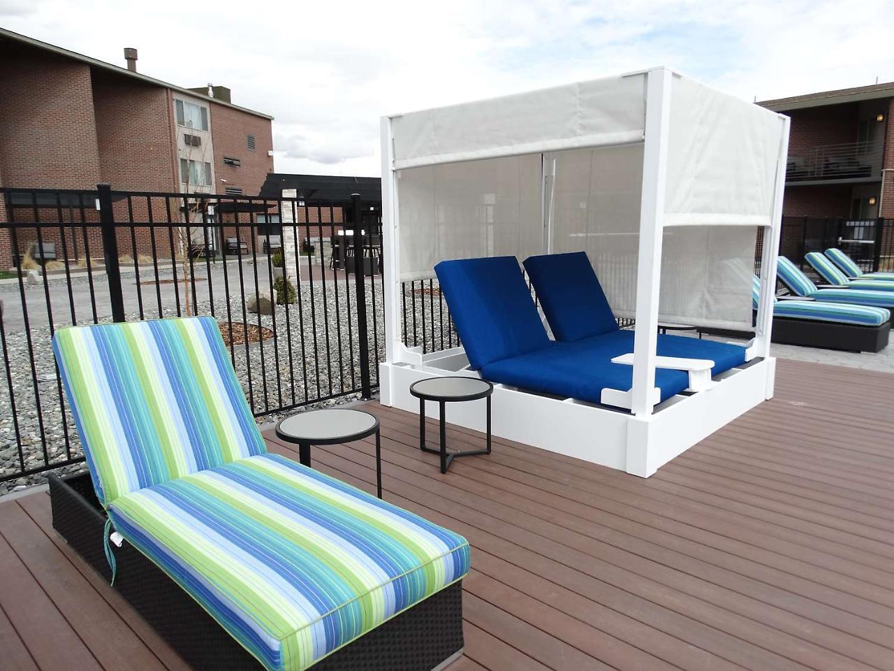 Best Western Premier Denver East Extérieur photo