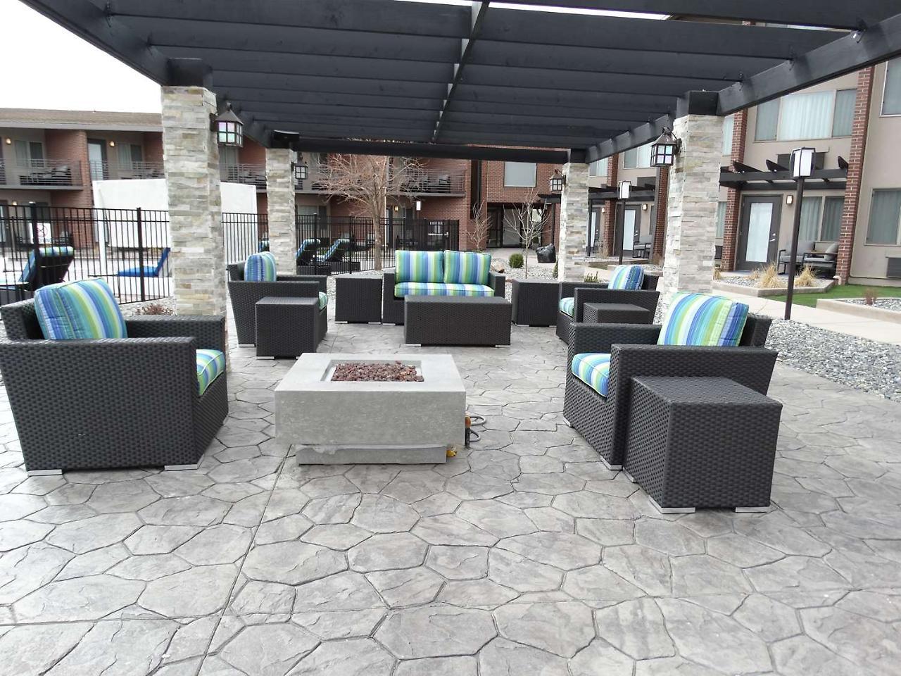 Best Western Premier Denver East Extérieur photo